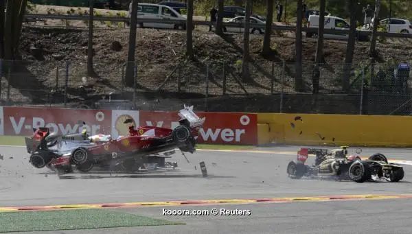 ?i=reuters%2f2012-09-02%2f2012-09-02t124606z_1749471874_gm1e8921llh01_rtrmadp_3_motor-racing-prix_reuters