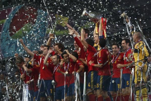 2012-07-01t224630z_681761922_lm2e8711r9e01_rtrmadp_3_soccer-euro_reuters
