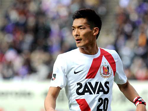 تومواكي ماكينو