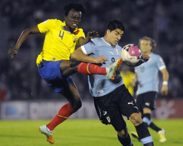 2012-09-11t234446z_1074398809_gm1e89c0lff01_rtrmadp_3_soccer-world_reuters