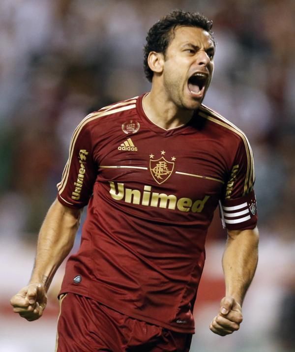 2012-08-30t030358z_970402705_gm1e88u0up601_rtrmadp_3_soccer_reuters