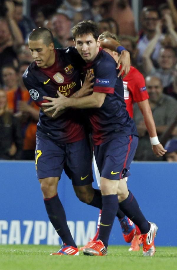 2012-09-19t202559z_1554670464_lr1e89j1kr13o_rtrmadp_3_soccer-champions_reuters
