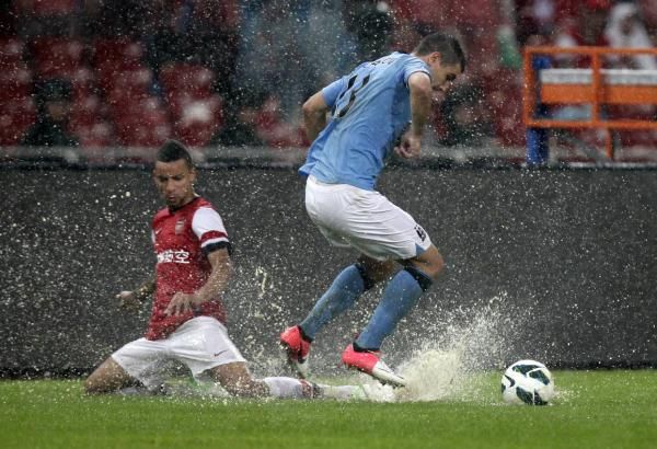 2012-07-27t151732z_1693863935_gm1e87r1sl701_rtrmadp_3_soccer_reuters