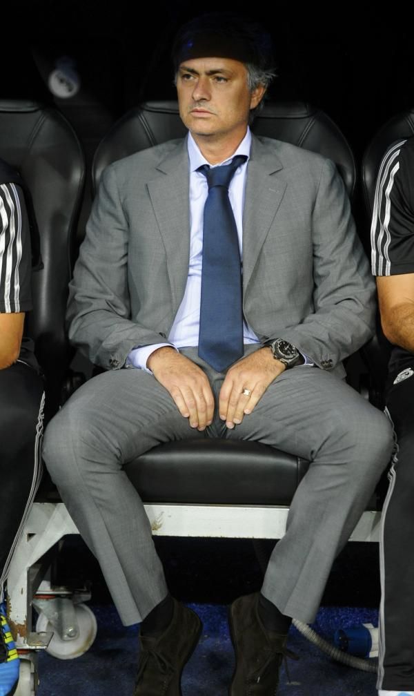 2012-09-18t192304z_802425222_lr1e89i1hu6t7_rtrmadp_3_soccer-champions_reuters