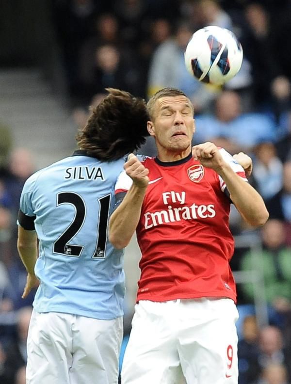 2012-09-23t152432z_1931870579_gm1e89n1syf01_rtrmadp_3_soccer-england_reuters