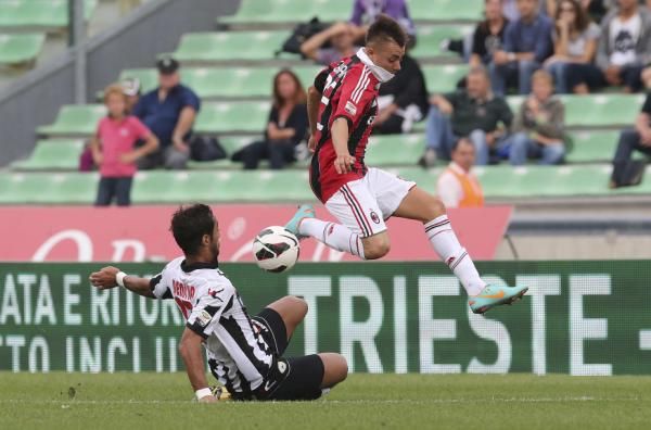 2012-09-23t135450z_1767990516_gm1e89n1osn02_rtrmadp_3_soccer-italy_reuters