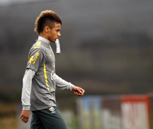 2011-07-15t203534z_01_bas201_rtridsp_3_soccer-copa_reuters