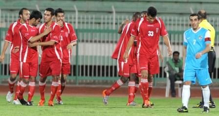 فرحة لاعبي الصليبخات بالفوز والاطاحة بالسالمية من البطولة