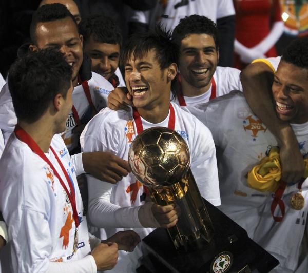 2012-09-27t004338z_942313194_gm1e89r0o0x01_rtrmadp_3_soccer-latam_reuters