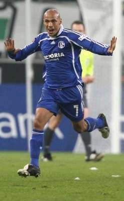 جوستافو فاريلا 