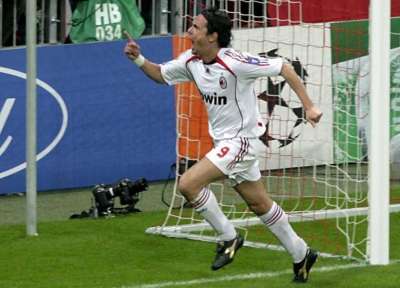 فرحة إنزاغي بالهدف في مرمى بايرن ميونخ