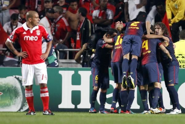 2012-10-02t190556z_421268194_gm1e8a308ji01_rtrmadp_3_soccer-champions_reuters