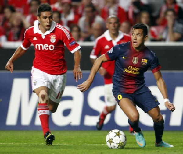 2012-10-02t195012z_2028016382_gm1e8a30aks01_rtrmadp_3_soccer-champions_reuters