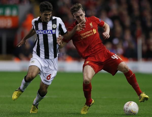 2012-10-04t201208z_777113001_gm1e8a50bmz01_rtrmadp_3_soccer-europa_reuters