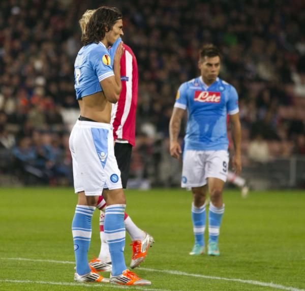 2012-10-04t214222z_1573124635_gm1e8a50ft501_rtrmadp_3_soccer-europa_reuters