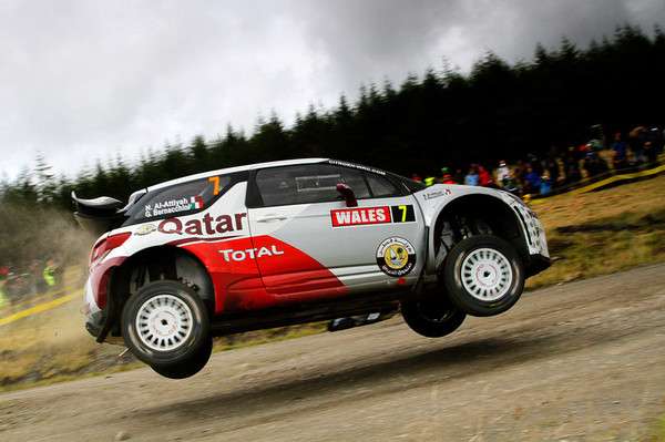 ناصر العطية