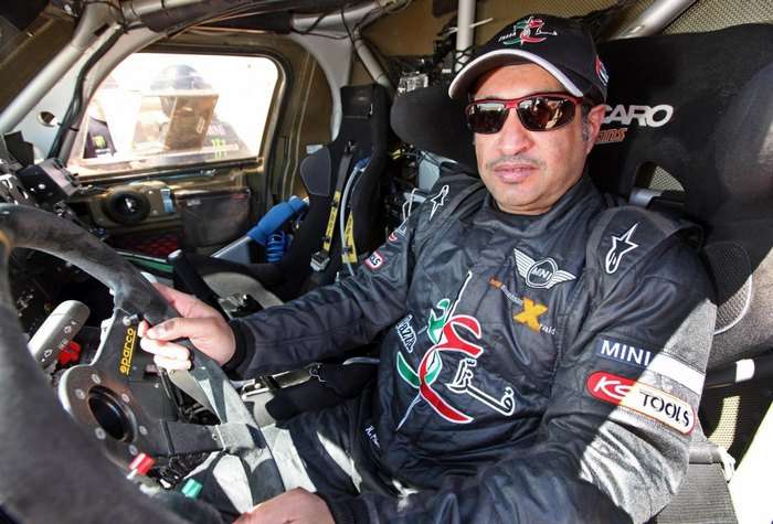  الإماراتي خليفة المطيوعي