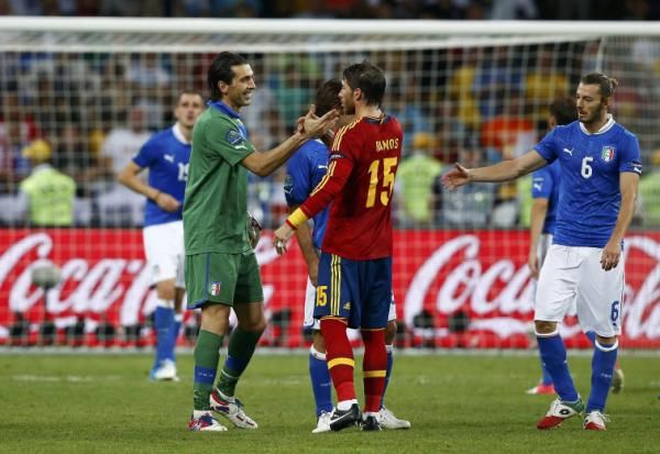 2012-07-01t211930z_1176764055_lm2e8711n8i01_rtrmadp_3_soccer-euro_reuters