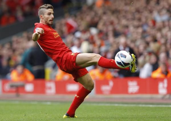 2012-09-23t173635z_1506349889_gm1e89o04db01_rtrmadp_3_soccer-england_reuters
