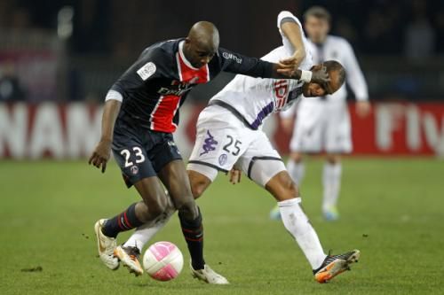2012-01-14t205702z_01_bte309_rtridsp_3_soccer-france_reuters