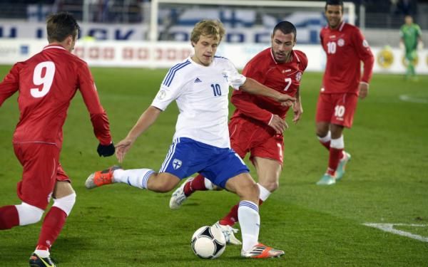 2012-10-12t163722z_833883867_gm1e8ad01js01_rtrmadp_3_soccer-world_reuters