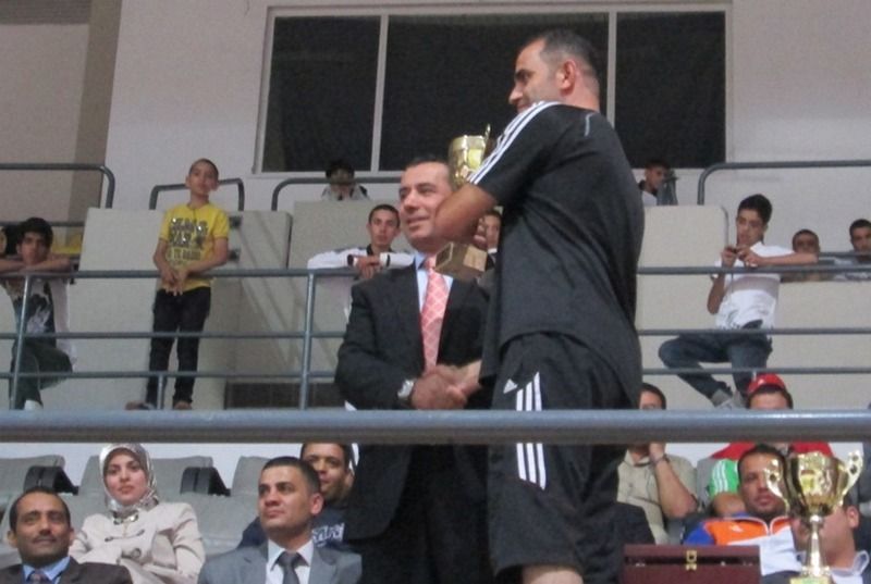 جانب من التتويج