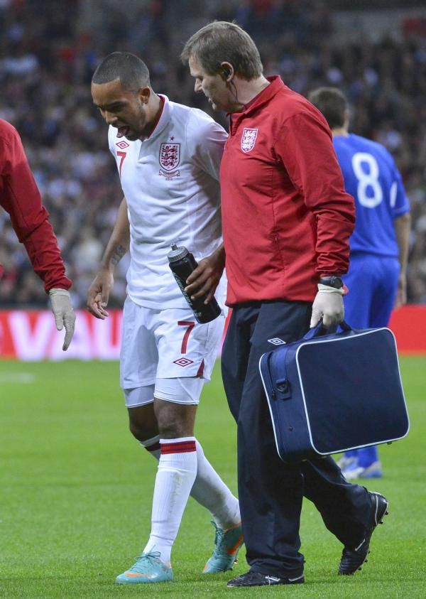 2012-10-12t192432z_1585291152_lr1e8ac1hwlud_rtrmadp_3_soccer-world_reuters