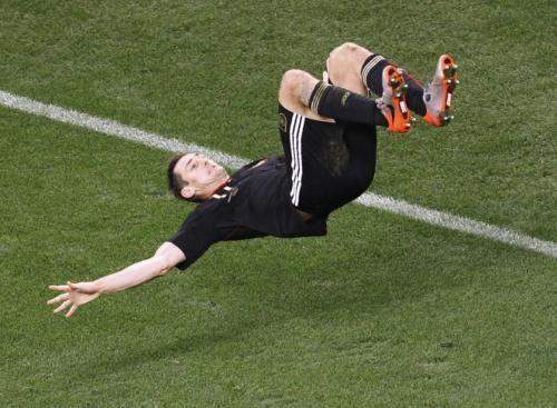 2010-07-03t163703z_01_wcp541_rtridsp_3_soccer-world_reuters