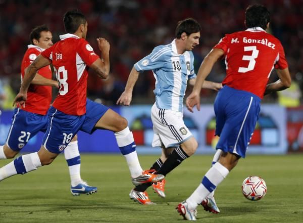 2012-10-17t002639z_1115164765_gm1e8ah0neh01_rtrmadp_3_soccer-world_reuters