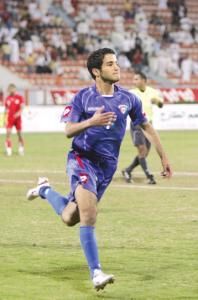 حمد العنزي نجم الكويت و صاحب هدفين