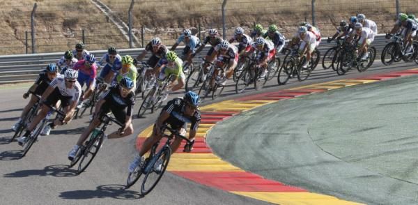 2012-08-24t165059z_527087532_gm1e88p01h501_rtrmadp_3_cycling-vuelta_reuters