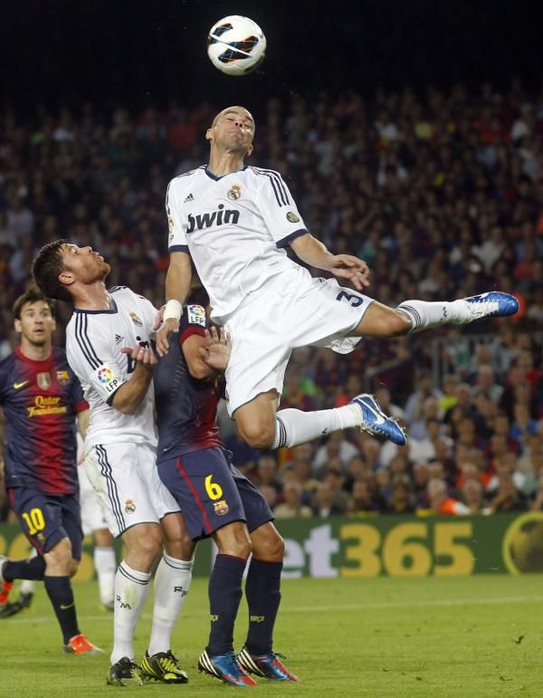 2012-10-07t215114z_783680734_gm1e8a808bk01_rtrmadp_3_soccer-spain_reuters