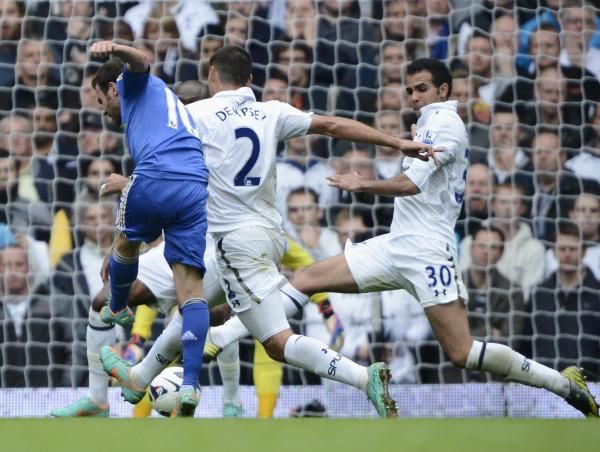 2012-10-20t135720z_606135584_gm1e8ak1okm01_rtrmadp_3_soccer-england_reuters