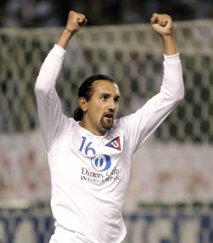 2011-03-182011-03-18t022849z_01_qui50_rtridsp_3_soccer-latam-libertadores_reuters