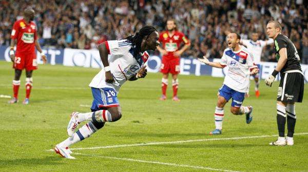 2012-10-21t170149z_1284043873_gm1e8am02u601_rtrmadp_3_soccer-france_reuters