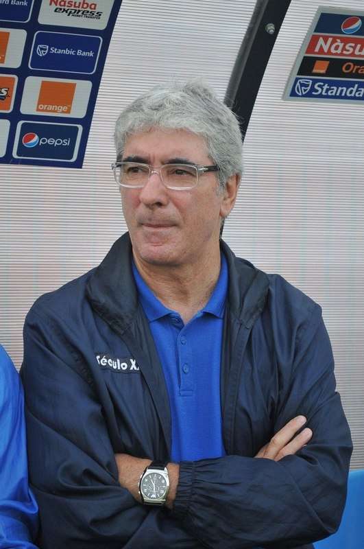 بيرناردينو بيدروتو-مدرب  إنتركلوب الأنجولي