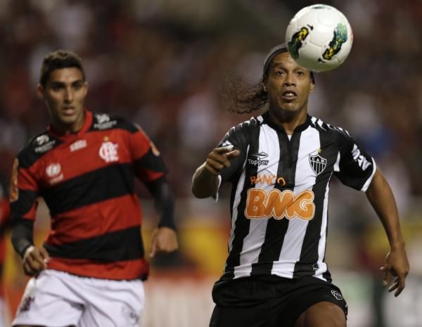 2012-09-27t042738z_133229197_gm1e89r0ycb01_rtrmadp_3_soccer-latam_reuters