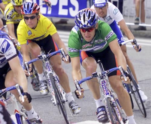 2011-05-202011-05-20t073309z_01_sal902_rtridsp_3_cycling-armstrong-doping_reuters