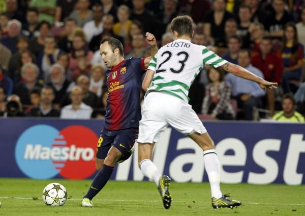 2012-10-23t194721z_1893532023_gm1e8ao0ahn01_rtrmadp_3_soccer-champions_reuters