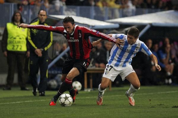 2012-10-24t200108z_959528927_gm1e8ap0b1b01_rtrmadp_3_soccer-champions_reuters