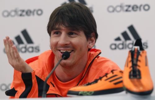 2011-01-132011-01-13t171856z_01_bar104_rtridsp_3_soccer_reuters