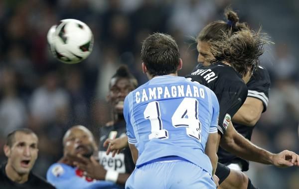 2012-10-20t175131z_161127136_gm1e8al053m01_rtrmadp_3_soccer-italy_reuters