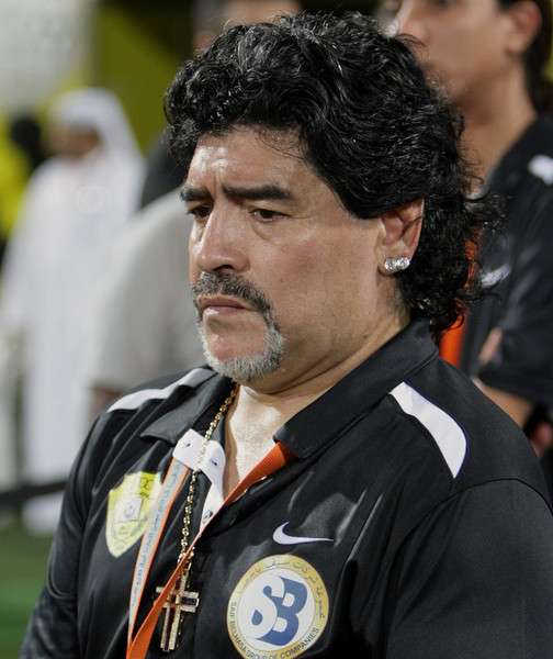 الأرجنتيني مارادونا 