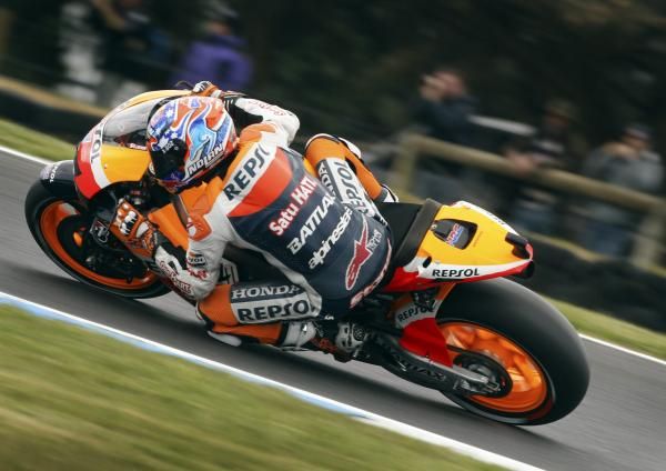 2012-10-27t021612z_1282727902_gm1e8ar0sfr01_rtrmadp_3_motorcycling-prix_reuters