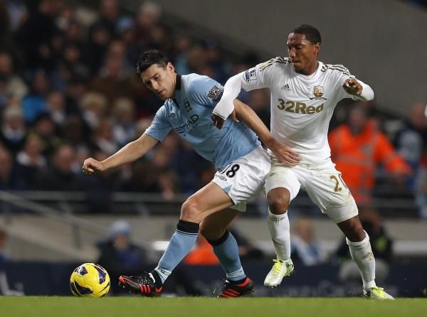 2012-10-27t174709z_1770696516_gm1e8as04ya01_rtrmadp_3_soccer-england_reuters