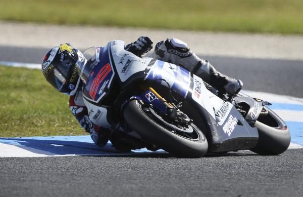 2012-10-28t054900z_476329047_gm1e8as12bf01_rtrmadp_3_motorcycling-prix_reuters
