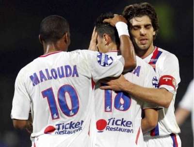 2007-04-15-00000300984379