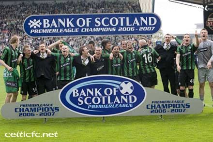 لحظة تتويج فريق سيلتيك 