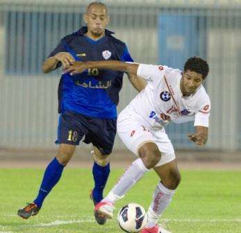 عصام جمعة تألق أمام الشباب مسجلا هدفين وقاد الكويت للتأهل لدور الثمانية