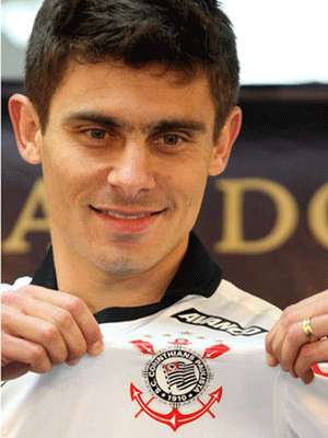 اليكس لاعب الغرافة